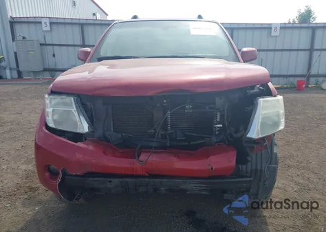 2012 Nissan Pathfinder Sv z USA, uszkodzony, nr VIN 5N1AR1NB4CC616633